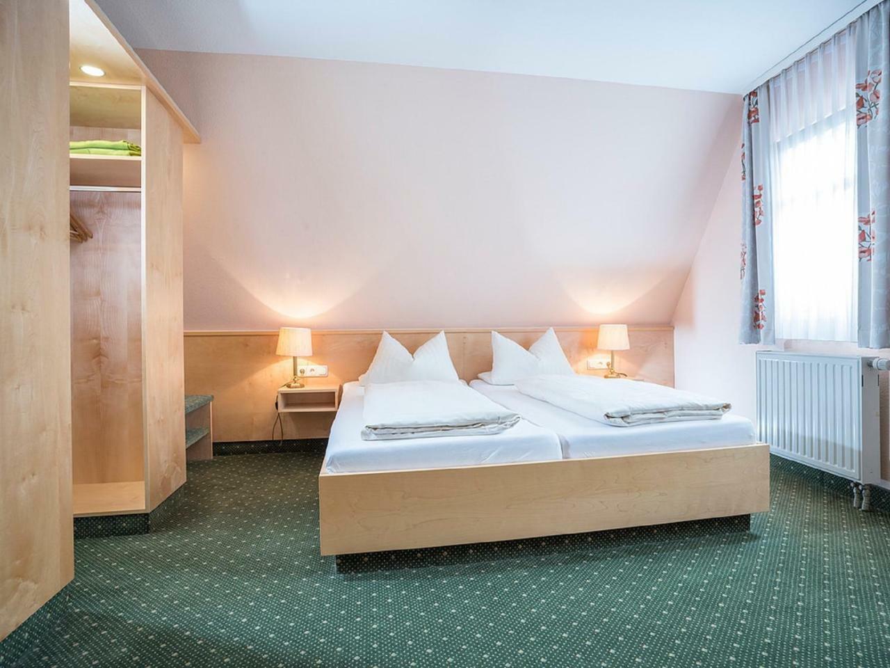 Gaestehaus Moenchshof Sommerhausen Esterno foto