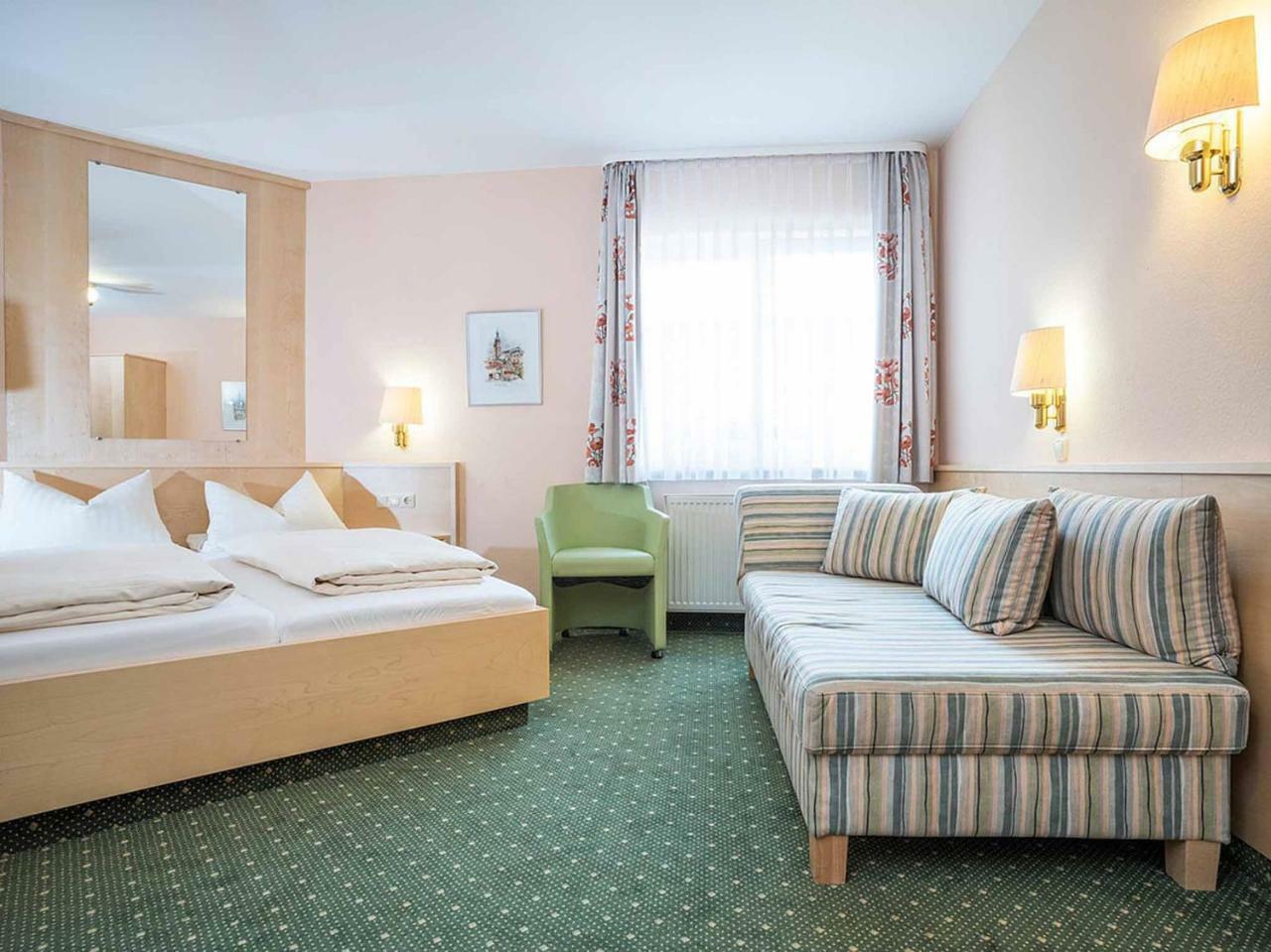 Gaestehaus Moenchshof Sommerhausen Esterno foto