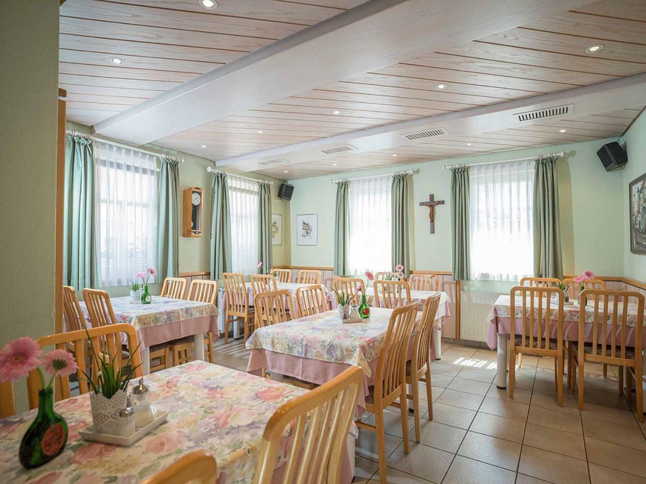 Gaestehaus Moenchshof Sommerhausen Esterno foto